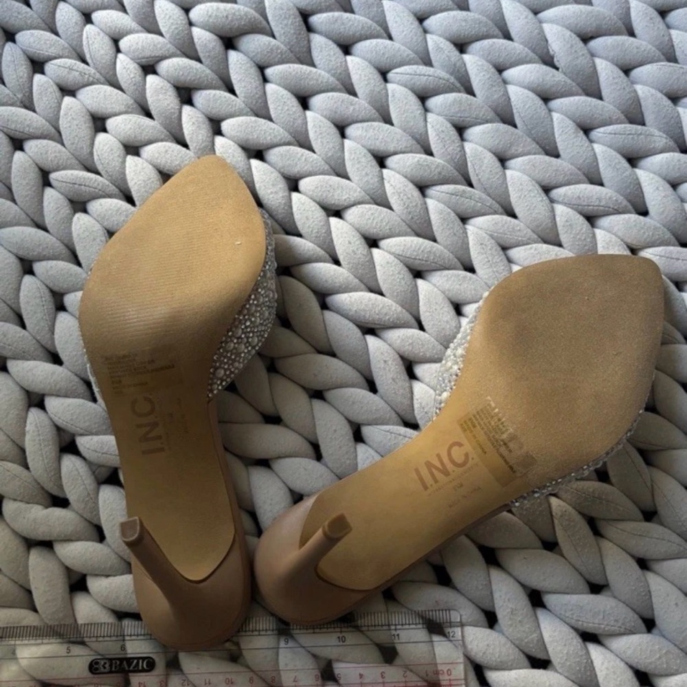 💎Stunning INC Embellished Heels - Picture 4 of 11